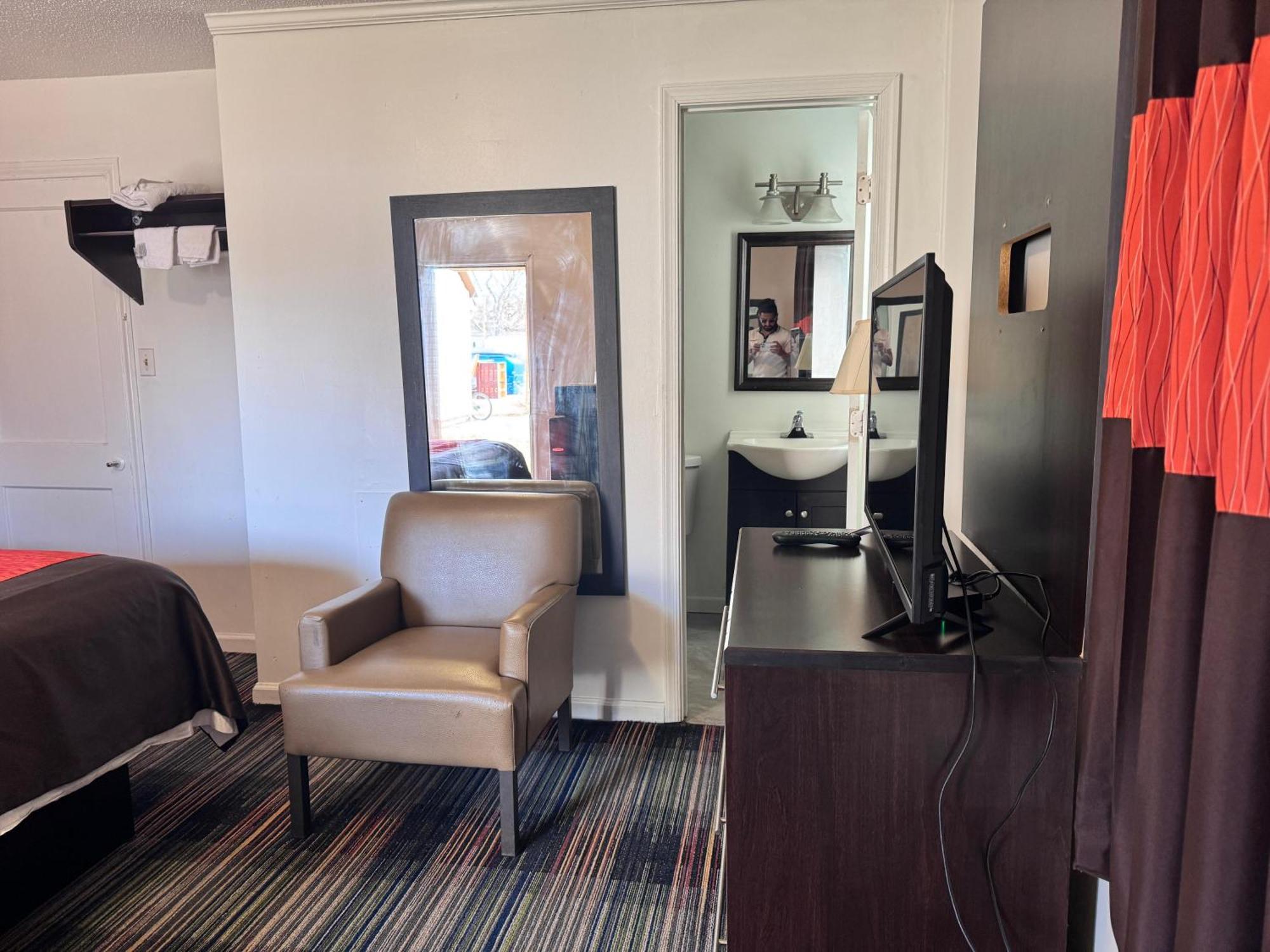 Oyo Palm Leaf Motel Ashland Kültér fotó